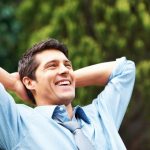 چگونه خوشبخت زندگی کنیم؟